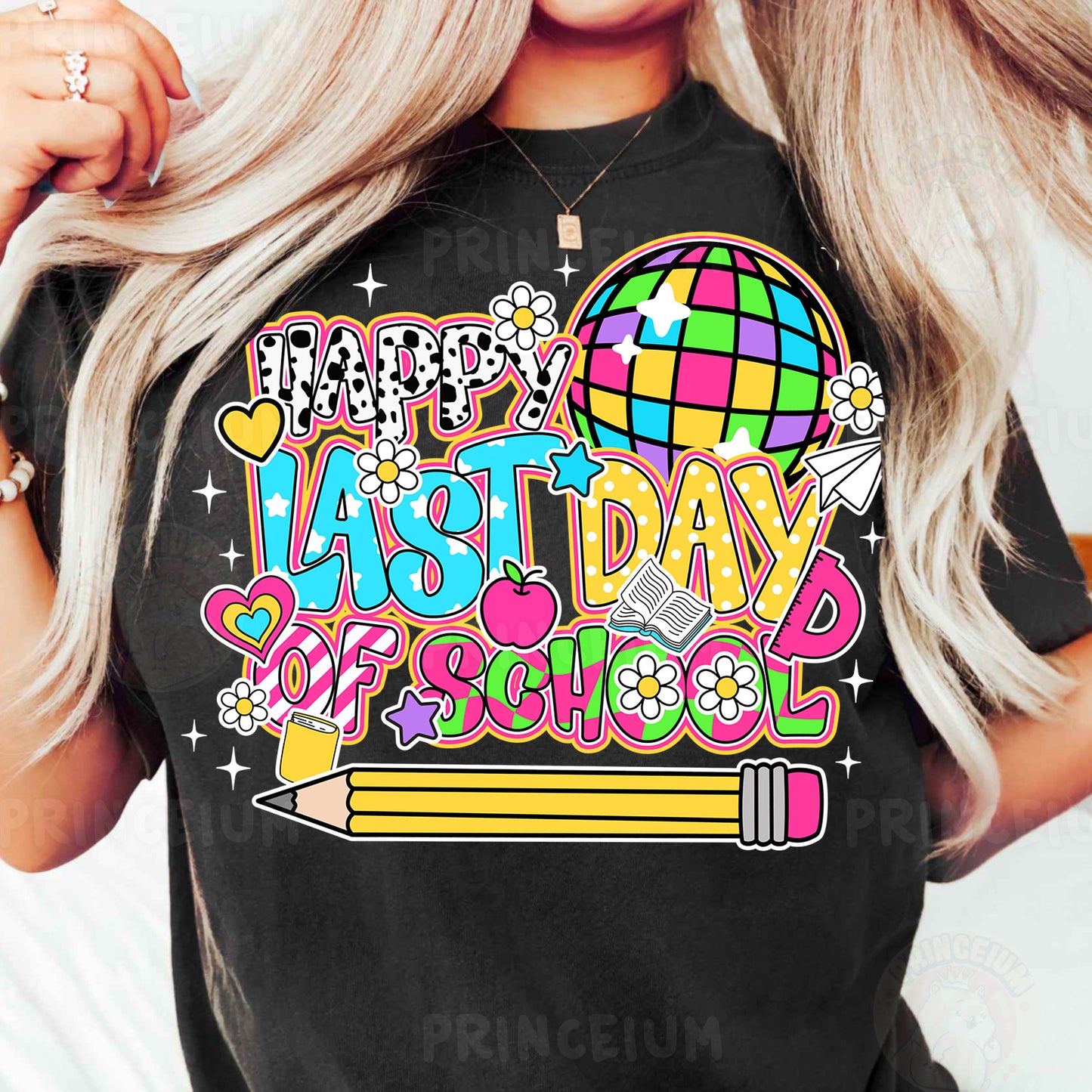 a woman wearing a black t - shirt that says happy last day of school