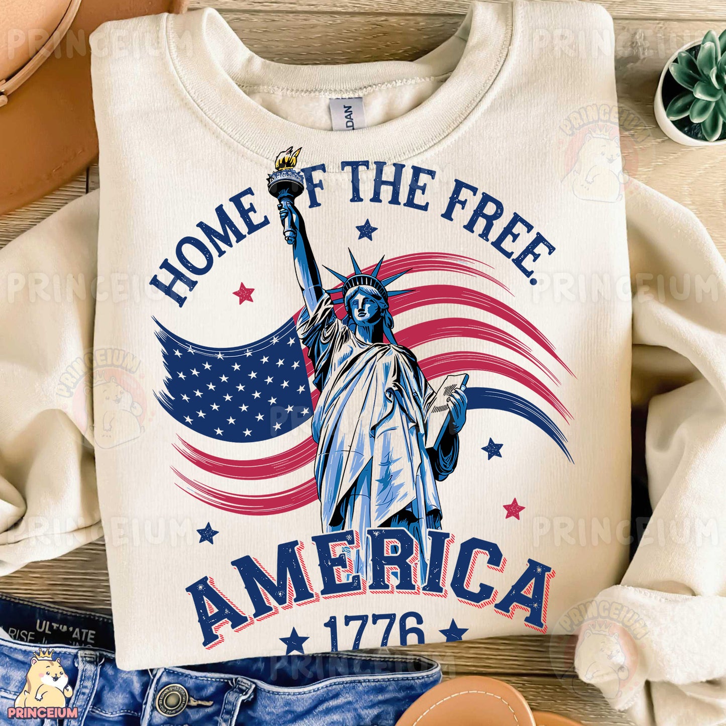 a t - shirt with the statue of liberty on it