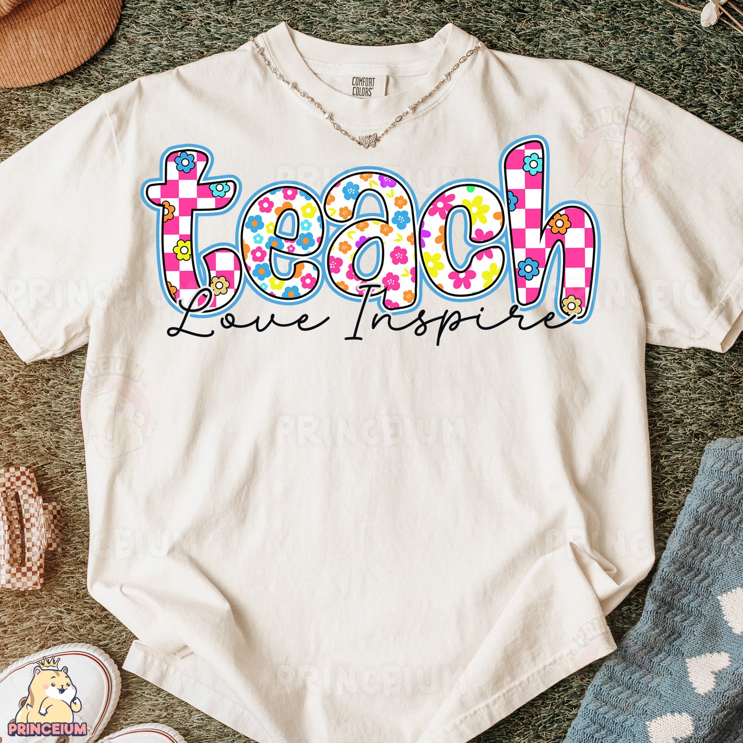 a t - shirt with the word beach on it