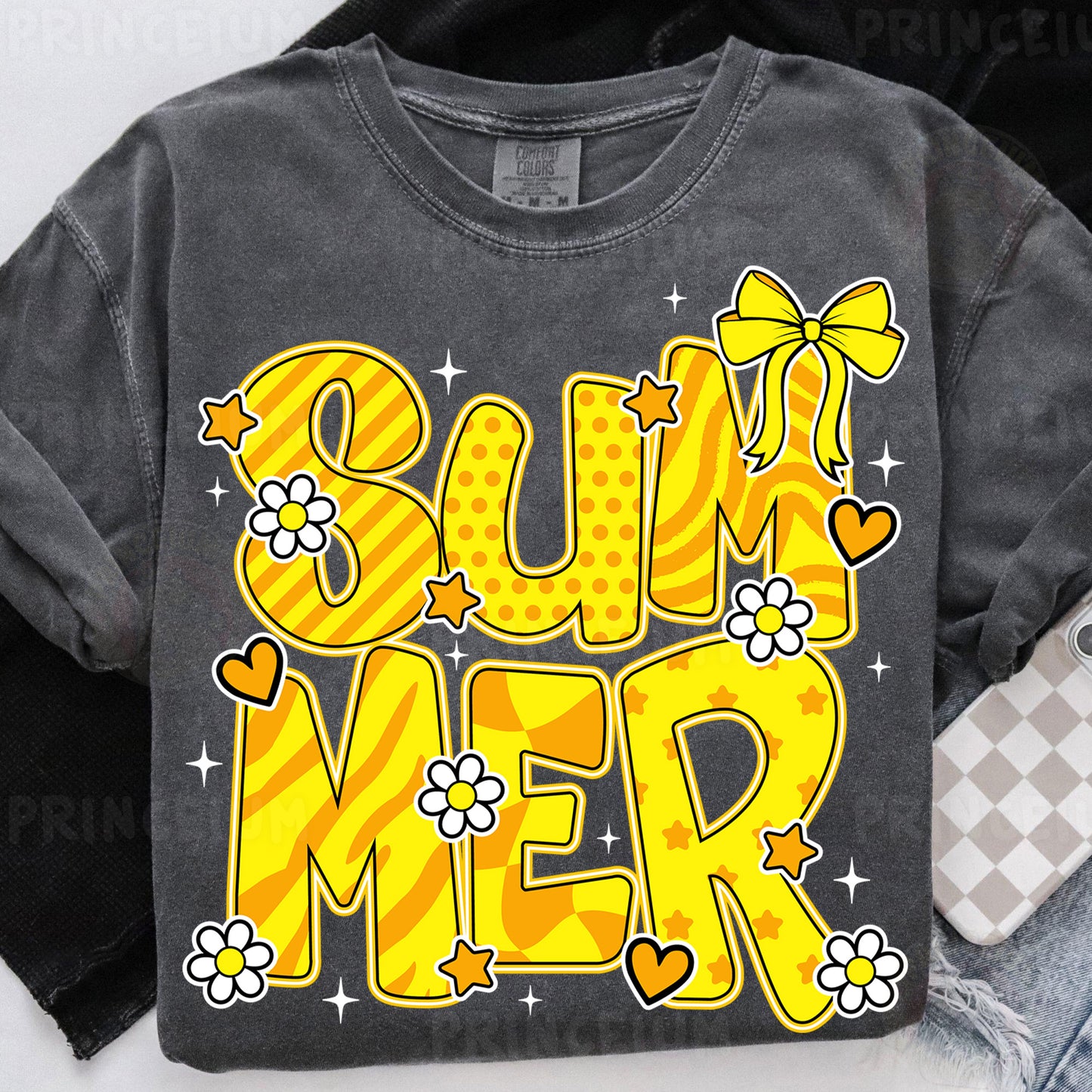 a t - shirt with the words sun meer printed on it