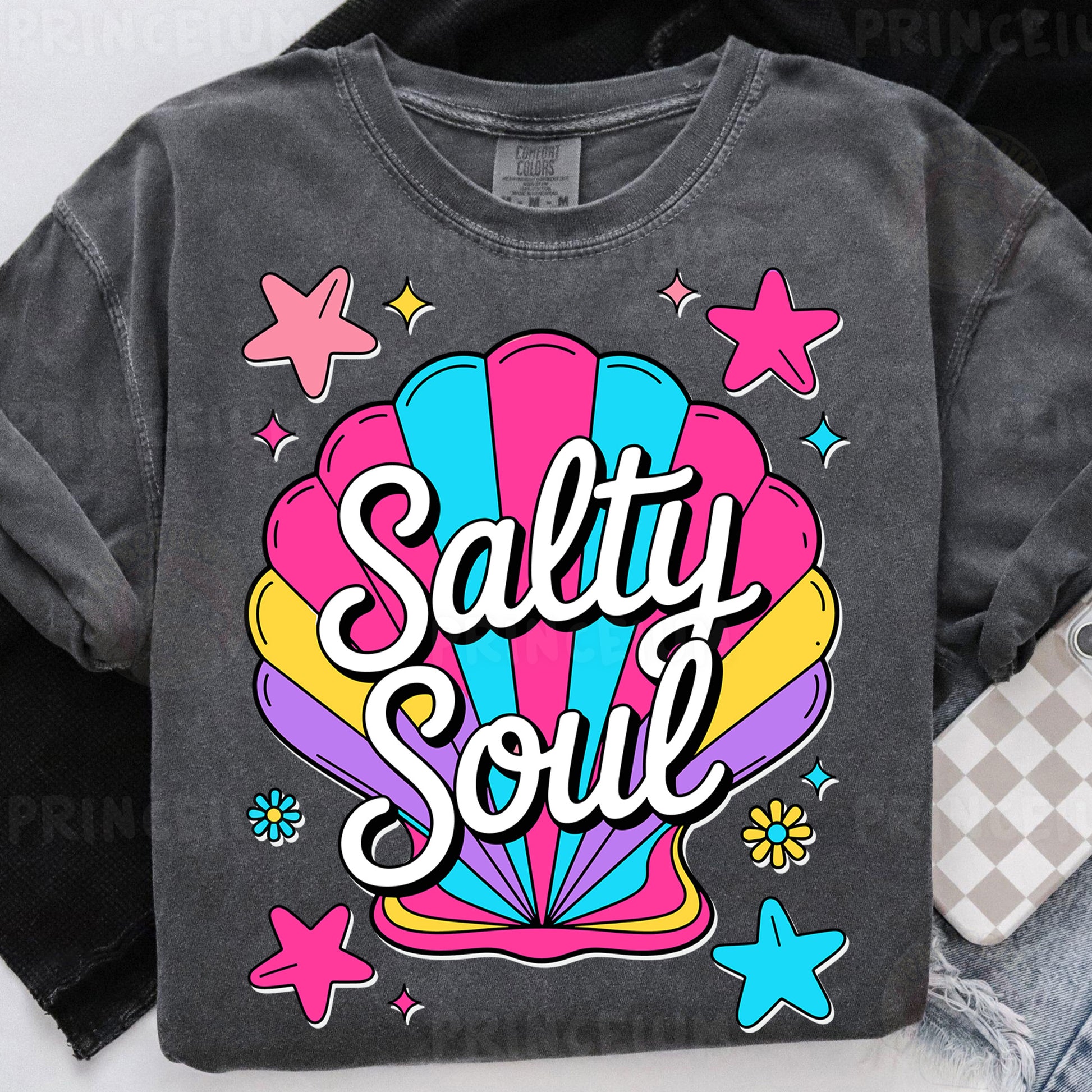 a t - shirt with the words salty soul on it