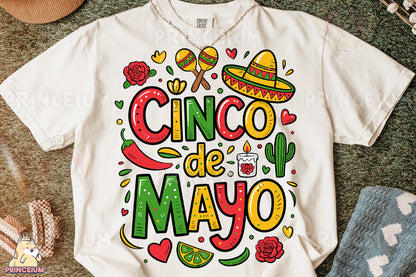 a t - shirt that says cinco de mayo on it