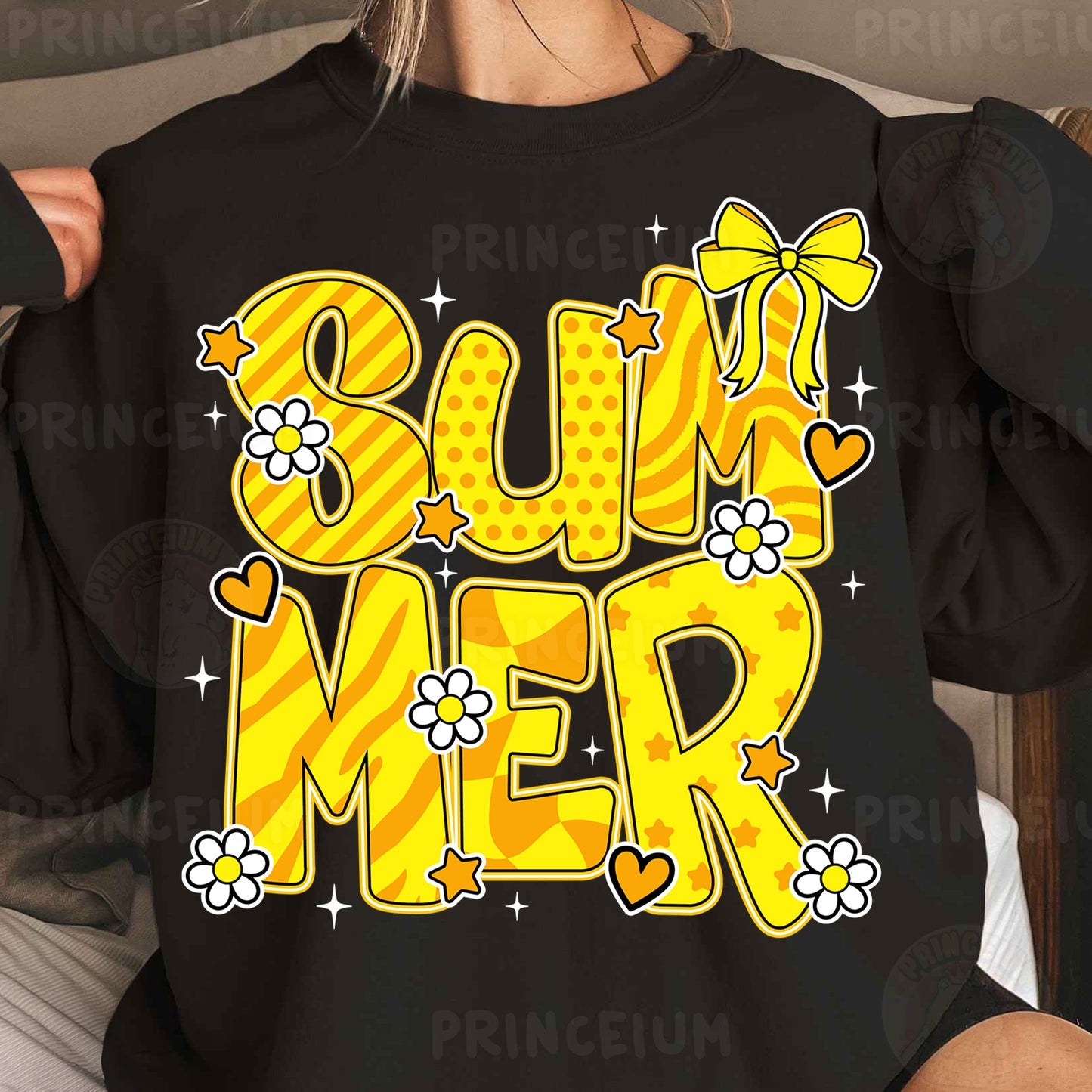 a woman wearing a black shirt that says,'burn me '