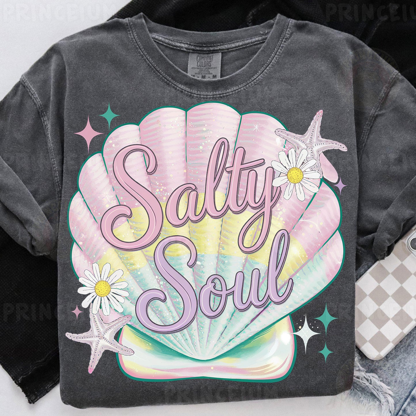 a t - shirt with the words salty soul on it