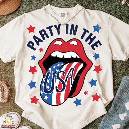 a t - shirt that says party in the usa on it