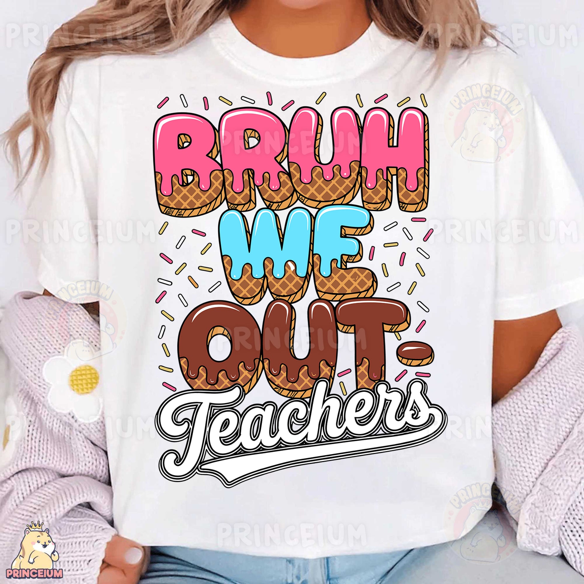 a woman wearing a t - shirt that says, brush me out teachers