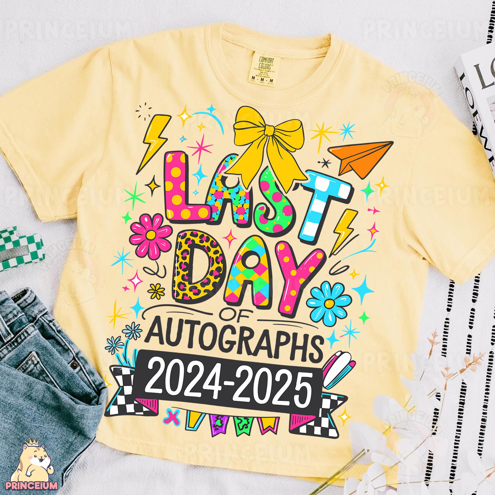 a t - shirt with the words last day on it