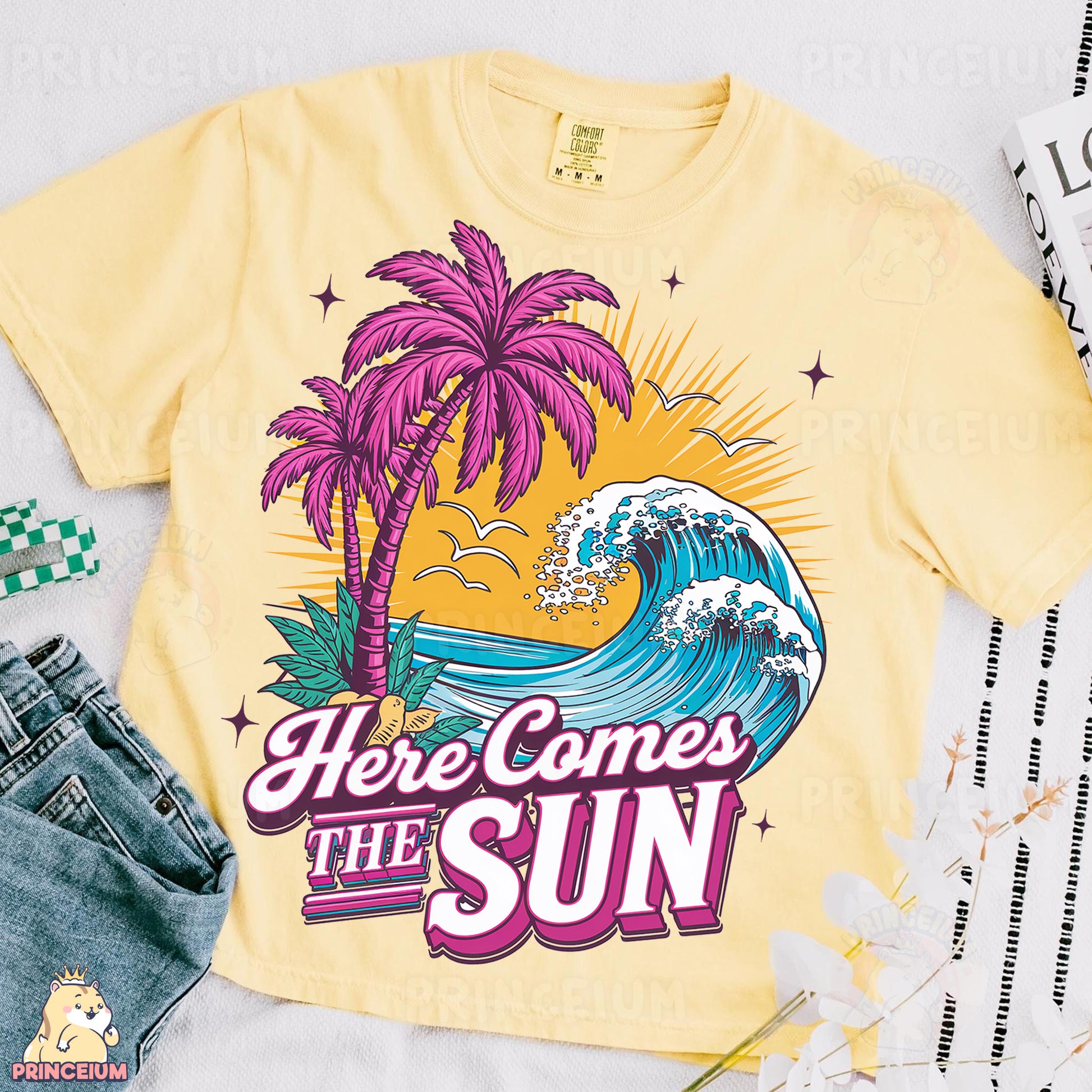 a t - shirt that says here comes the sun with a palm tree on it