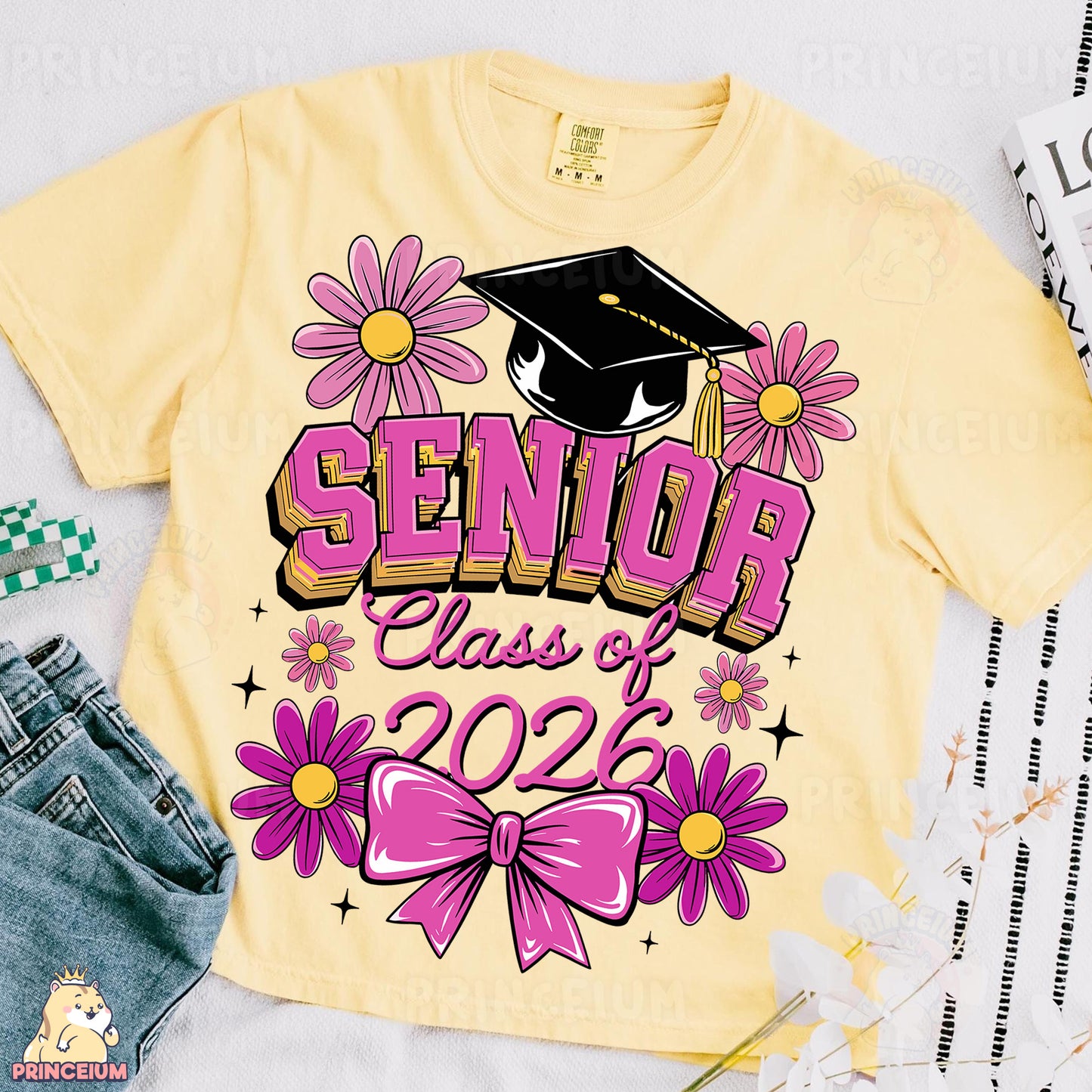 a t - shirt that says senior class of 2012